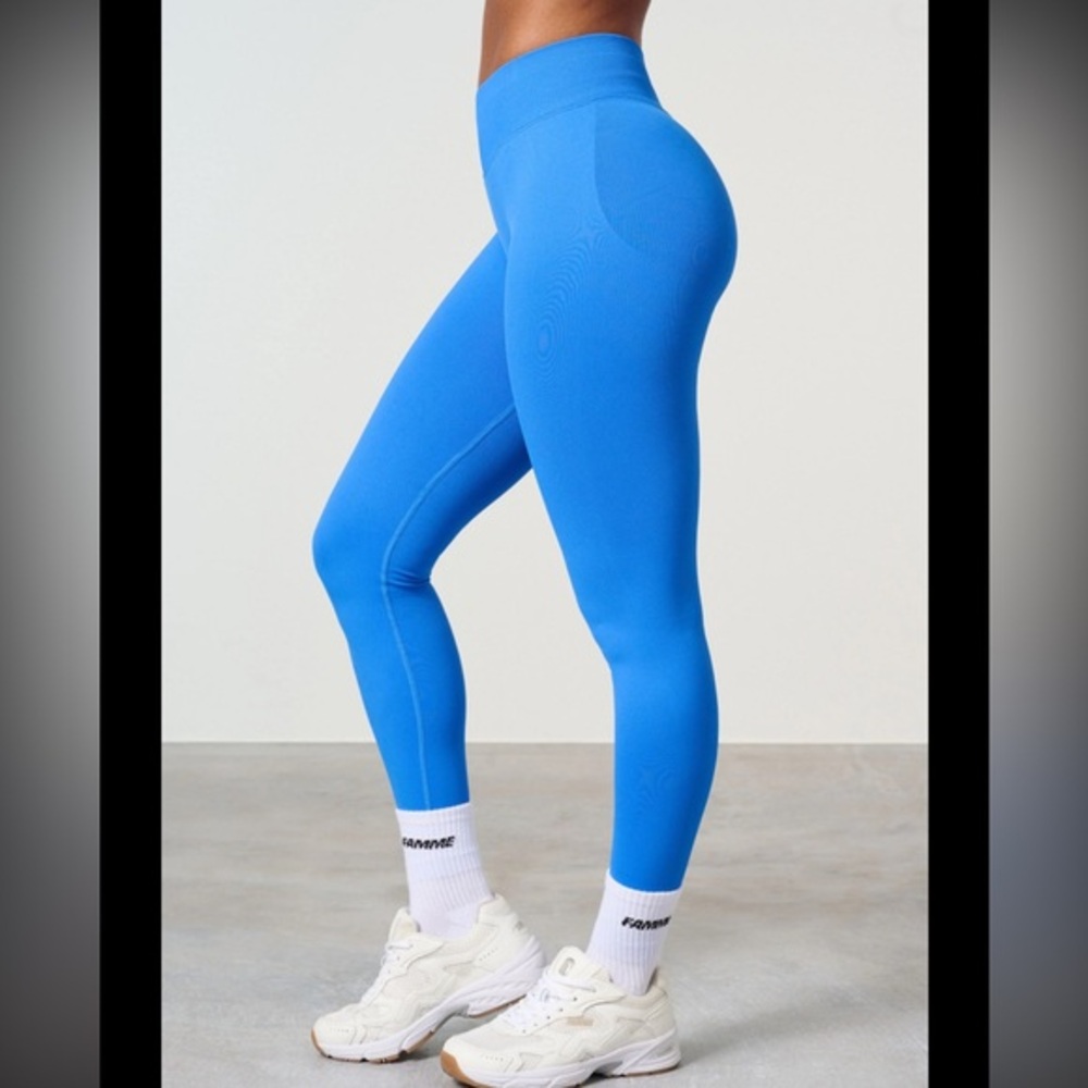 Fabletics scultknit leggings - high waisted woman’s large